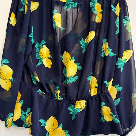 Eva Mendes for New York & Company Wrap Blouse – Navy Lemon Print – Size L - Picture 7 of 8